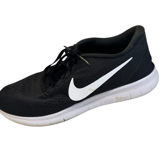 Nike Women’s Free Run RN Black White Running Shoes Size 11 - Picture 2 of 8